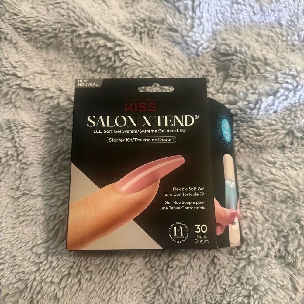 KISS SALON X-TEND LED SOFT GEL SYSTEM STARTER KIT 30 Nails LED Light Included